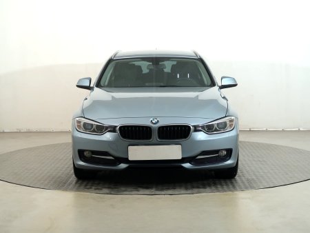 BMW Řada 3, 2014 - pohled č. 2