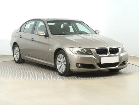 BMW Řada 3, 2009