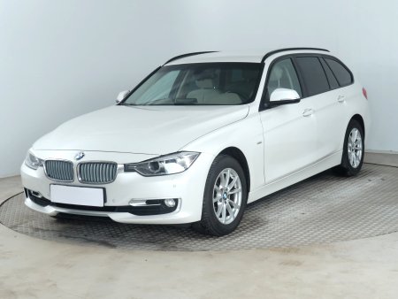 BMW Řada 3, 2014 - pohled č. 3