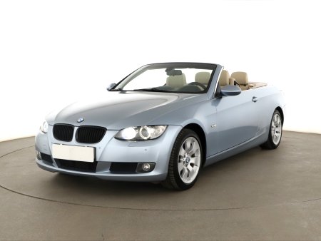 BMW Řada 3, 2009 - pohled č. 3