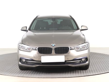 BMW Řada 3, 2016 - pohled č. 2