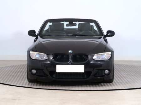 BMW Řada 3, 2010 - pohled č. 2