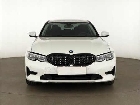 BMW Řada 3, 2019 - pohled č. 2