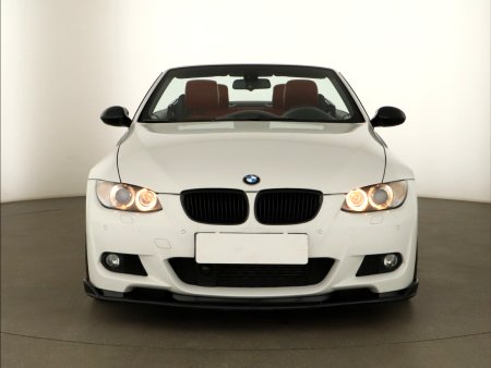 BMW Řada 3, 2007 - pohled č. 2