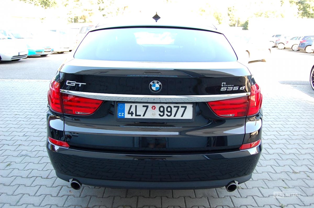 BMW Řada 5, 2011 - pohled č. 3