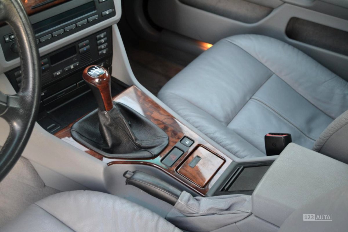 BMW Řada 5, 2000 - pohled č. 21