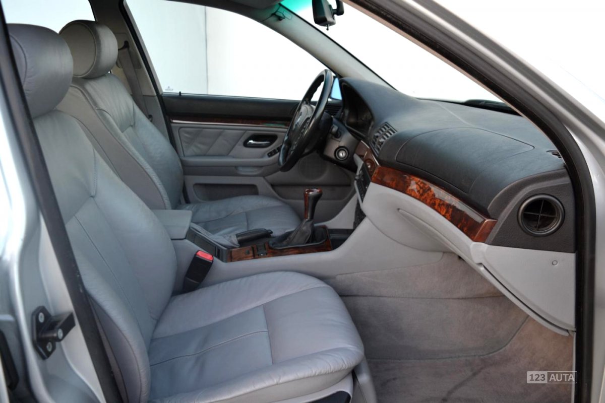 BMW Řada 5, 2000 - pohled č. 24