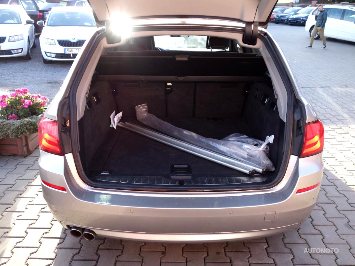 BMW Řada 5, 2010 - pohled č. 6