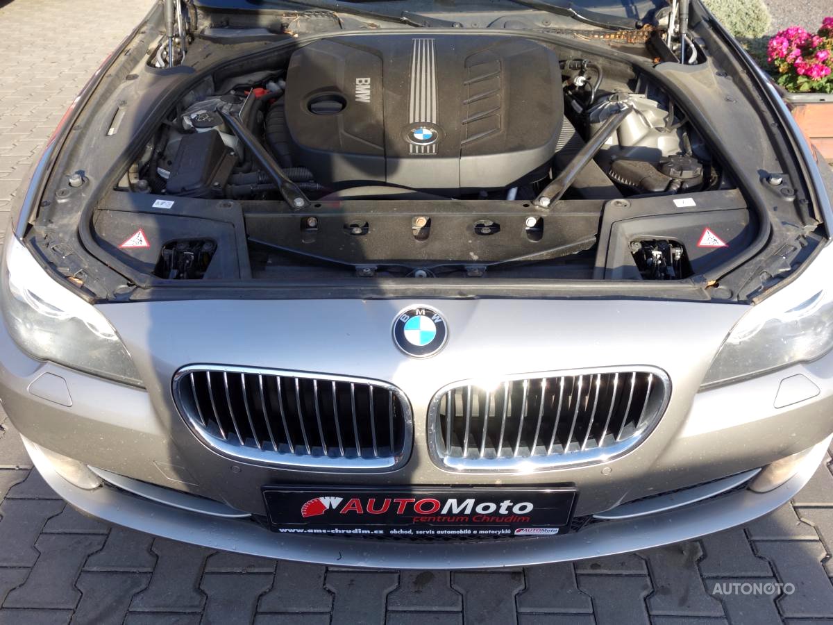 BMW Řada 5, 2010 - pohled č. 8