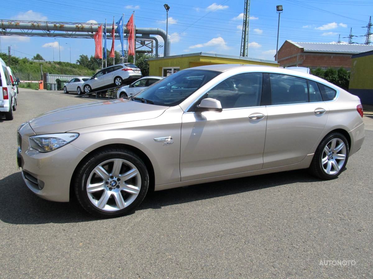 BMW Řada 5, 2012 - celkový pohled