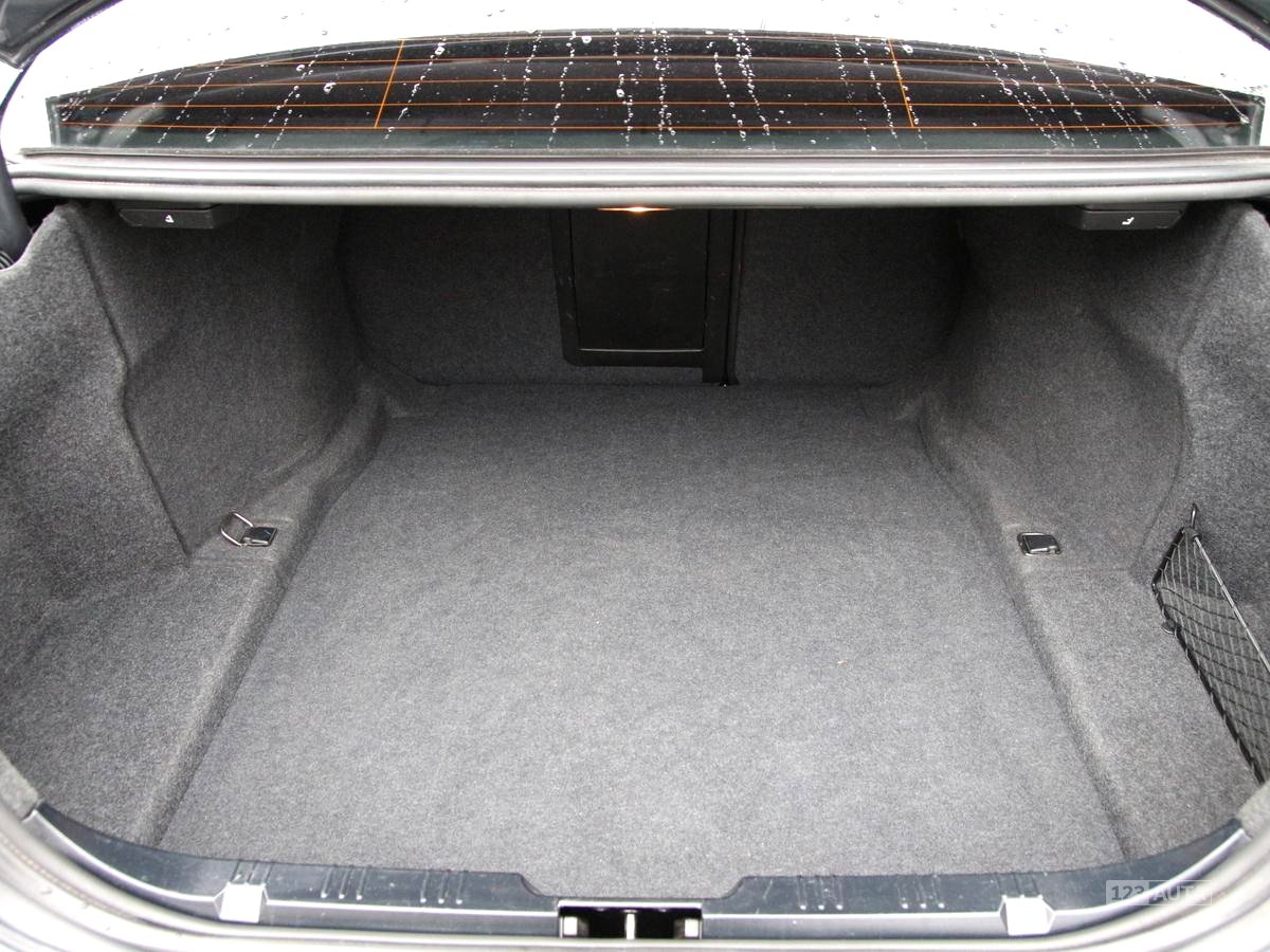 BMW Řada 5, 2006 - pohled č. 10