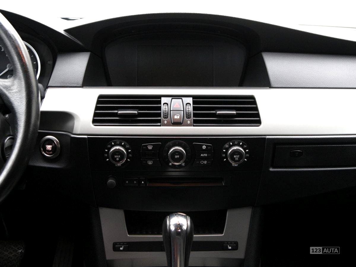 BMW Řada 5, 2006 - pohled č. 13