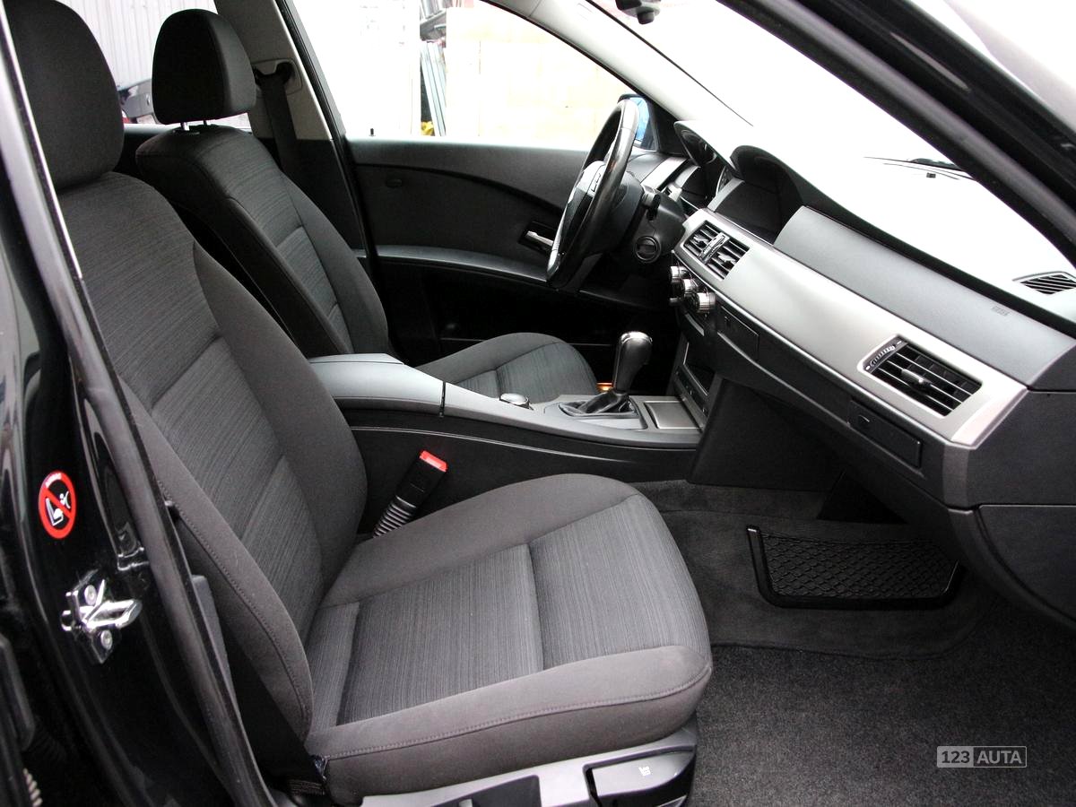 BMW Řada 5, 2006 - pohled č. 16