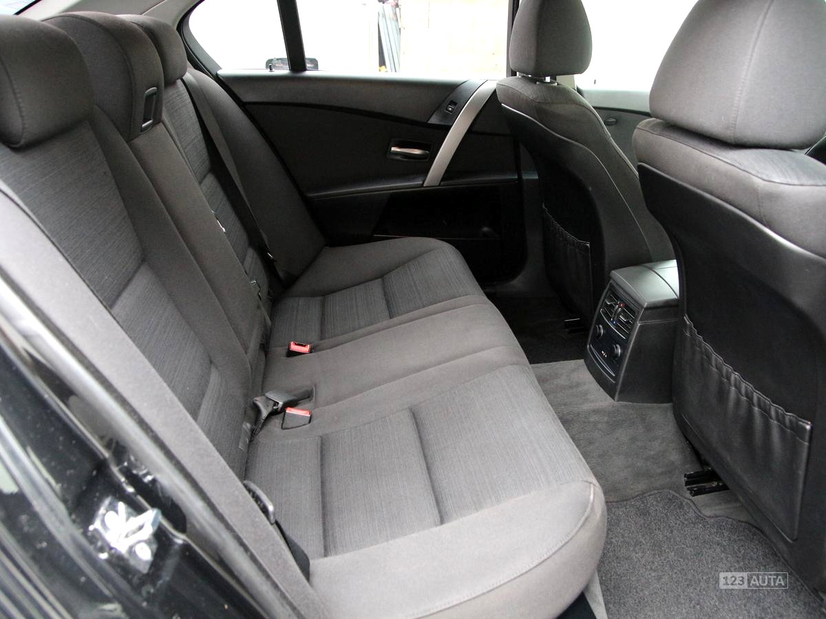 BMW Řada 5, 2006 - pohled č. 17