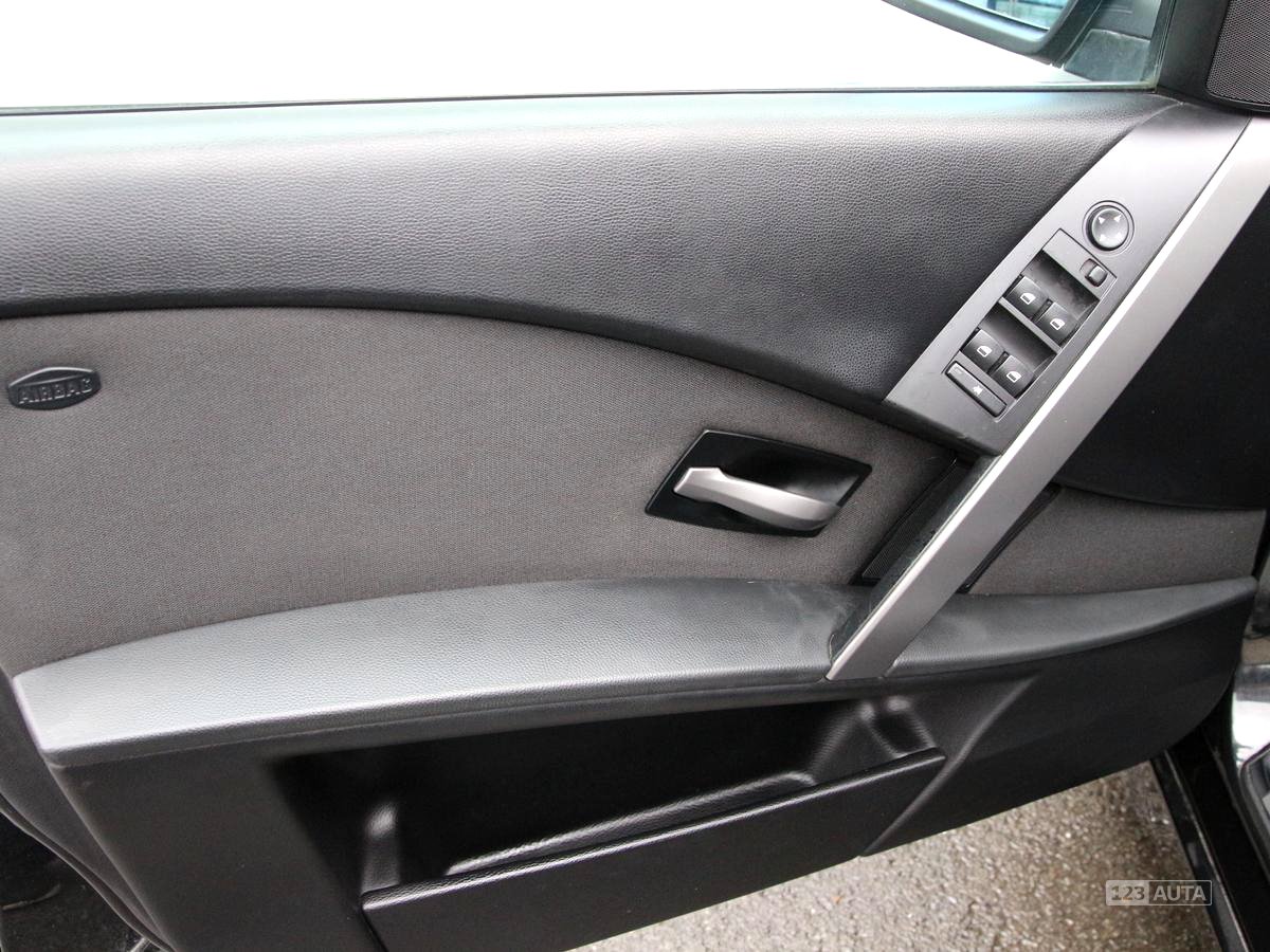 BMW Řada 5, 2006 - pohled č. 18