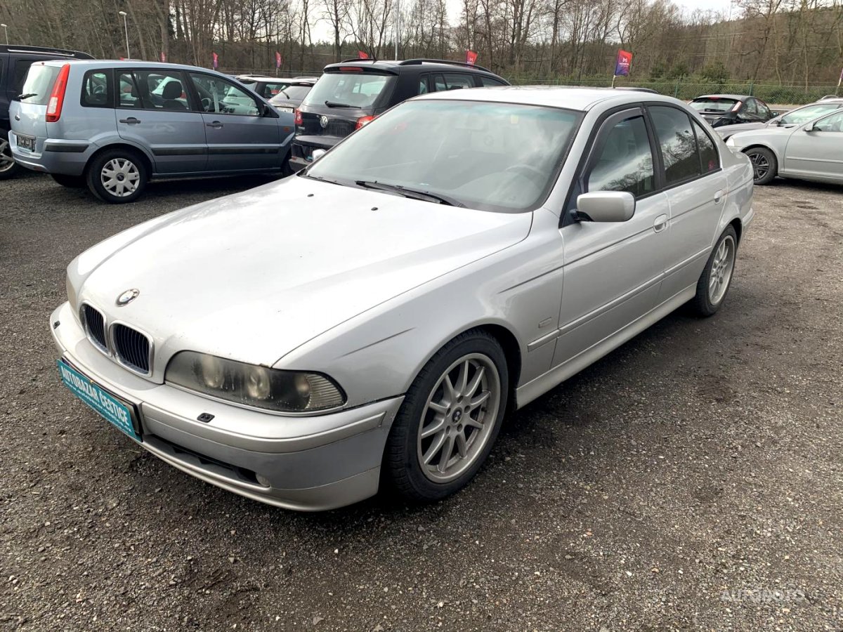 BMW Řada 5, 2002 - celkový pohled