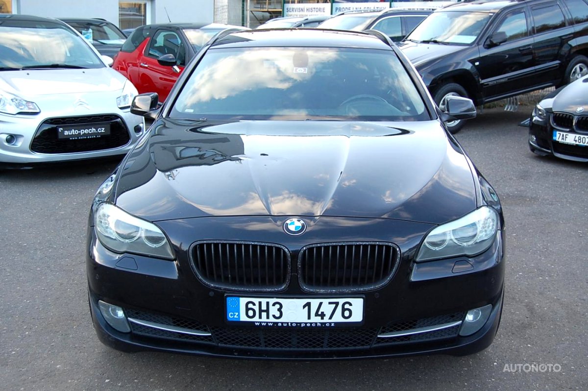 BMW Řada 5, 2011 - pohled č. 2