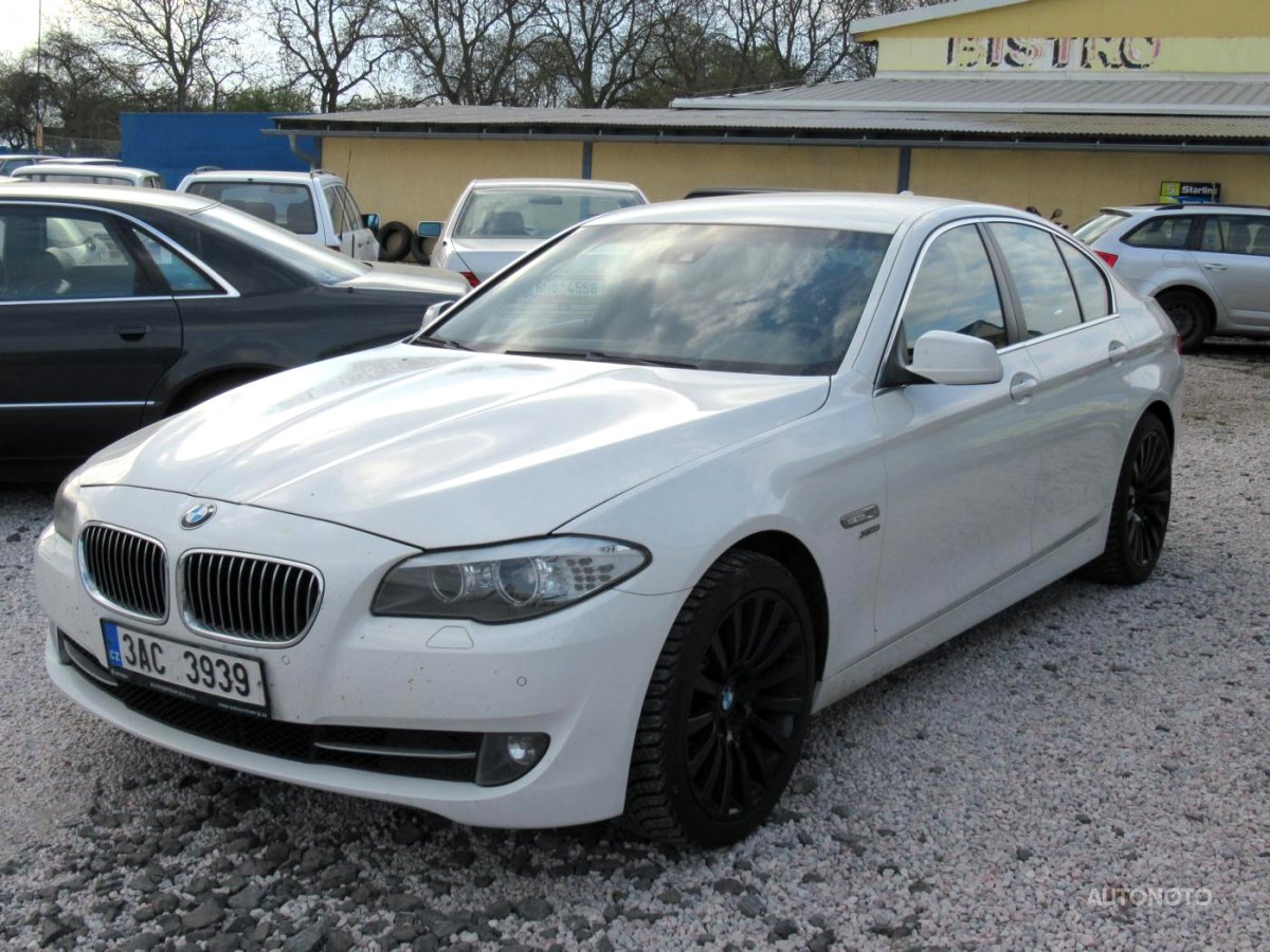 BMW Řada 5, 2012 - celkový pohled