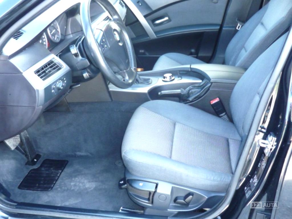 BMW Řada 5, 2004 - pohled č. 9