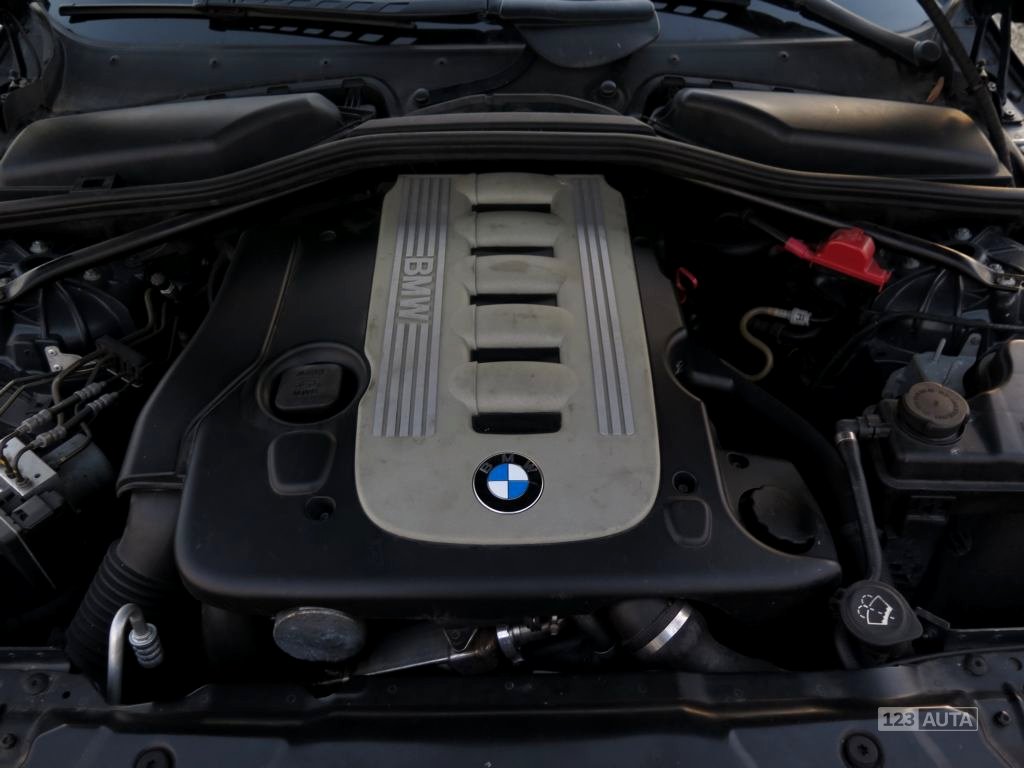 BMW Řada 5, 2006 - pohled č. 10