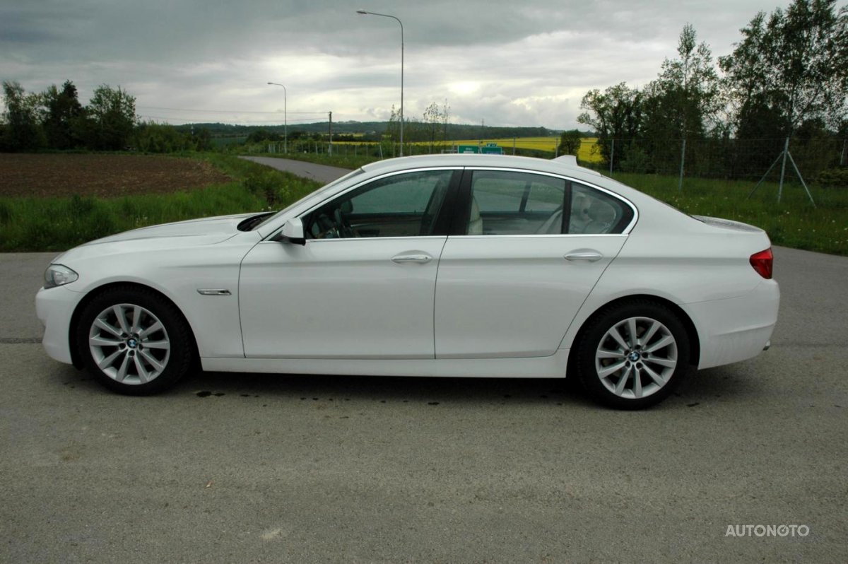 BMW Řada 5, 2011 - pohled č. 2