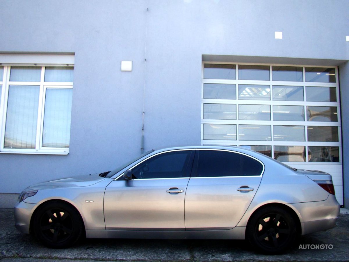 BMW Řada 5, 2003 - pohled č. 3