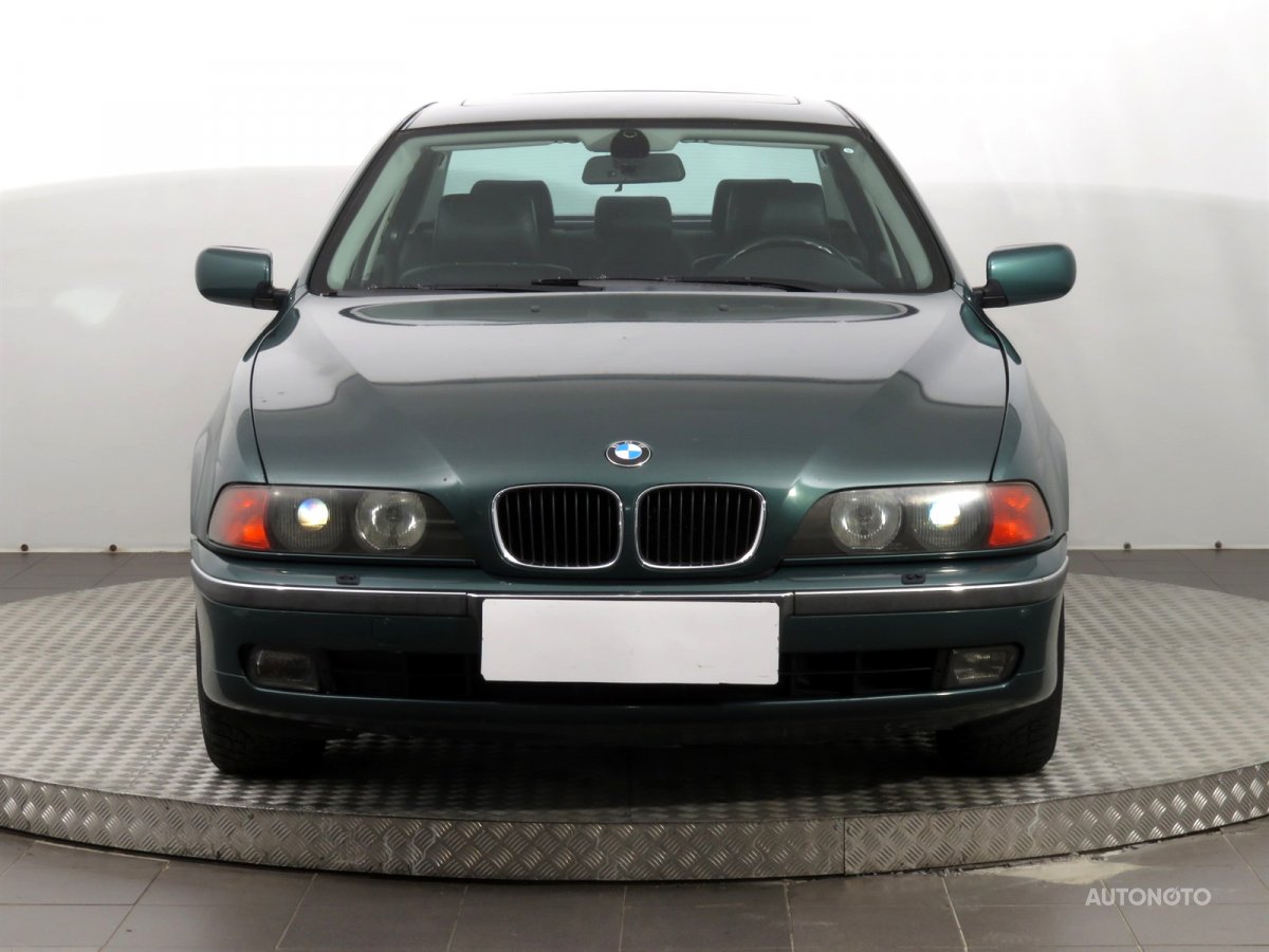 BMW Řada 5, 2000 - pohled č. 2