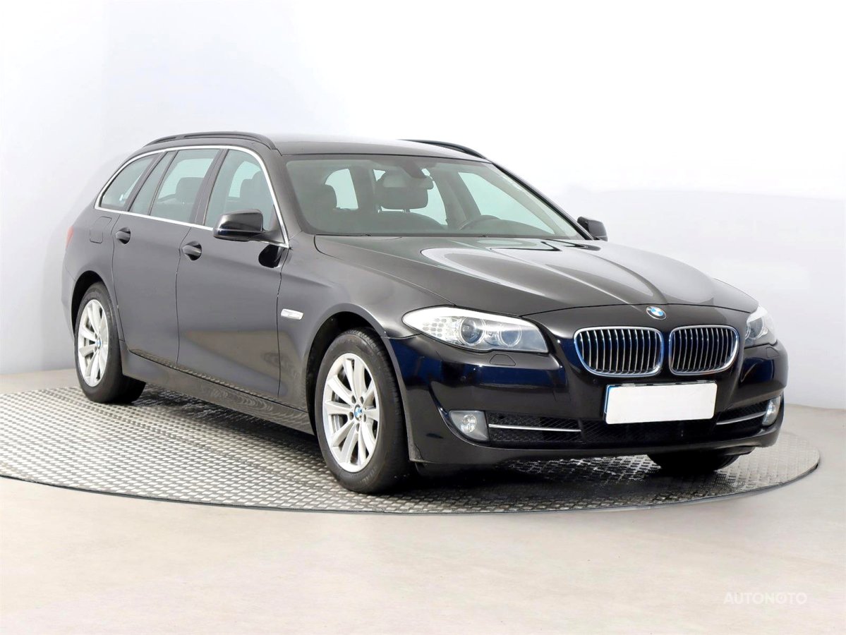 BMW Řada 5, 2012 - celkový pohled