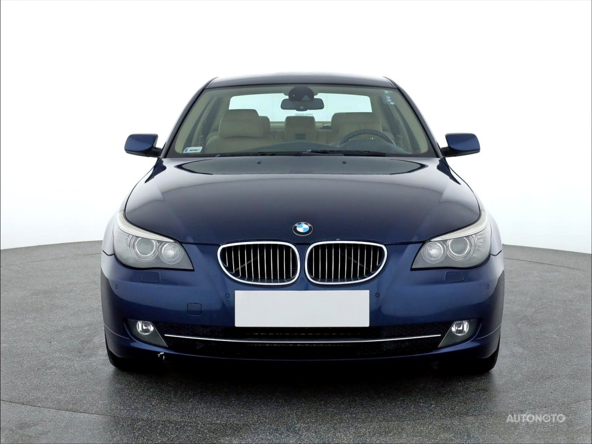 BMW Řada 5, 2006 - pohled č. 2
