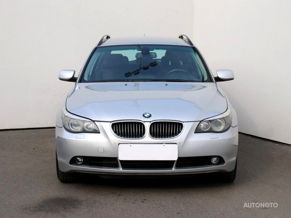 BMW Řada 5, 2007 - pohled č. 2