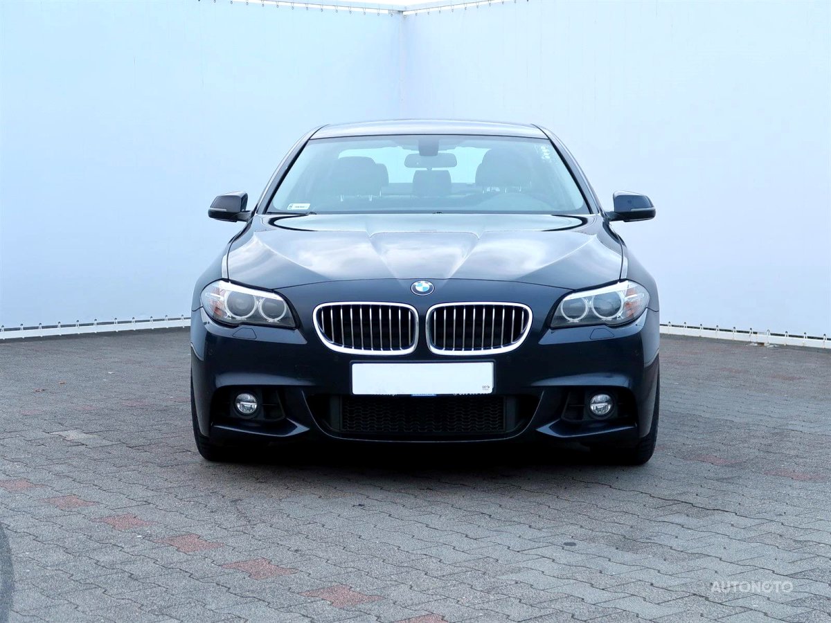 BMW Řada 5, 2016 - pohled č. 2