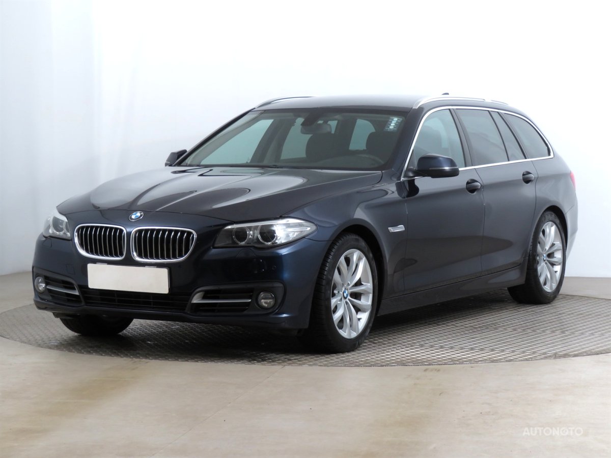 BMW Řada 5, 2013 - pohled č. 3