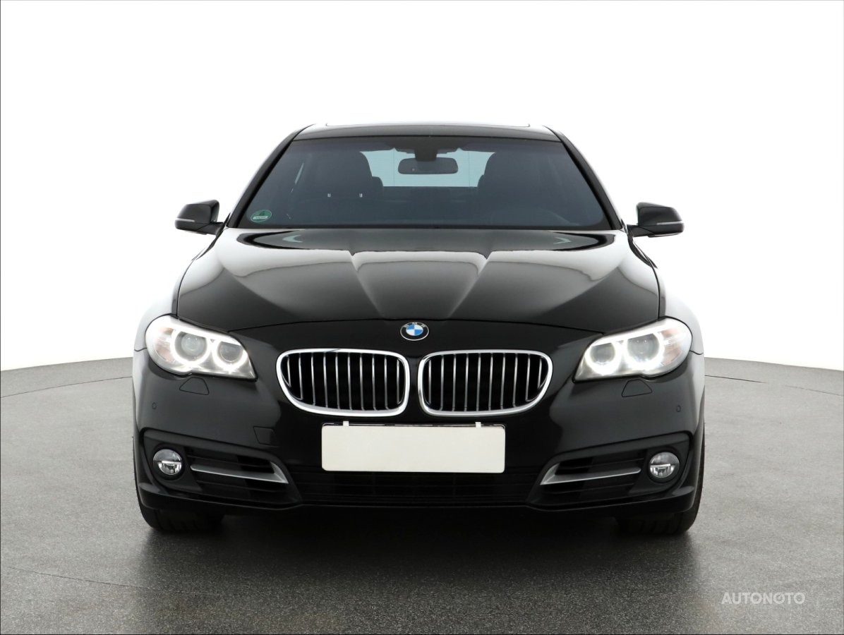 BMW Řada 5, 2015 - pohled č. 2