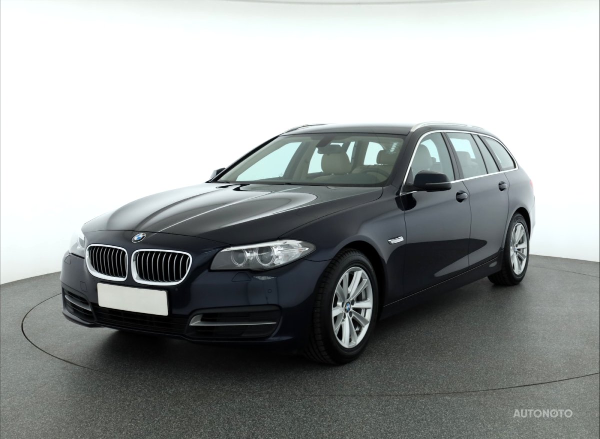 BMW Řada 5, 2017 - pohled č. 3