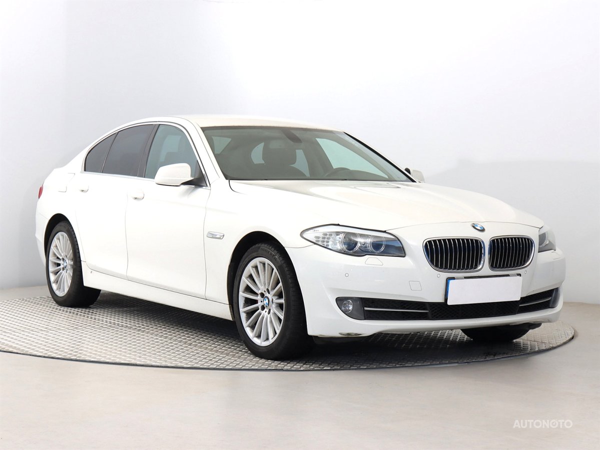 BMW Řada 5, 2011 - celkový pohled