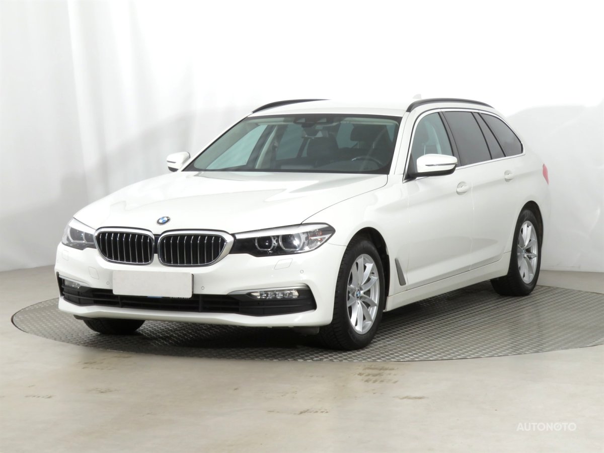 BMW Řada 5, 2018 - pohled č. 3