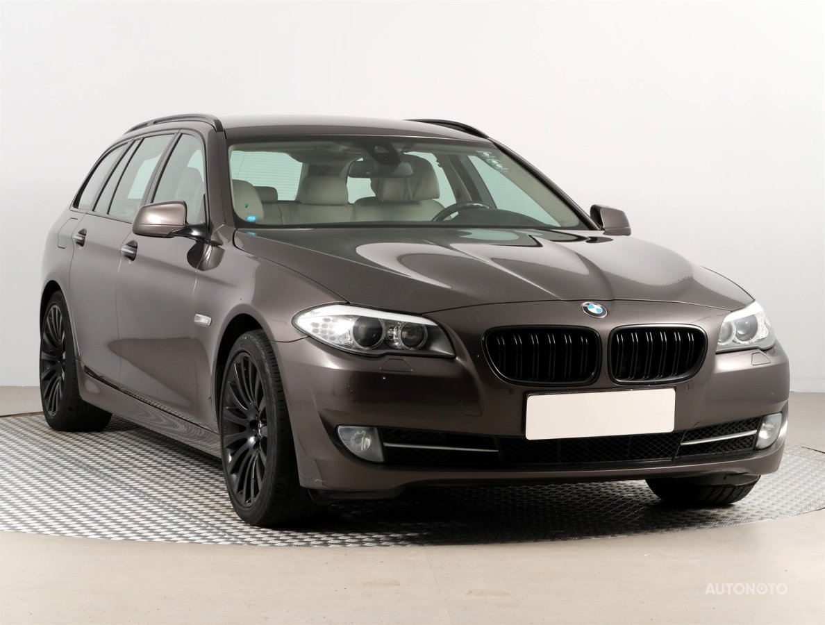 BMW Řada 5, 2013 - celkový pohled