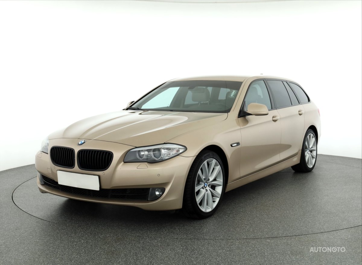 BMW Řada 5, 2010 - pohled č. 3