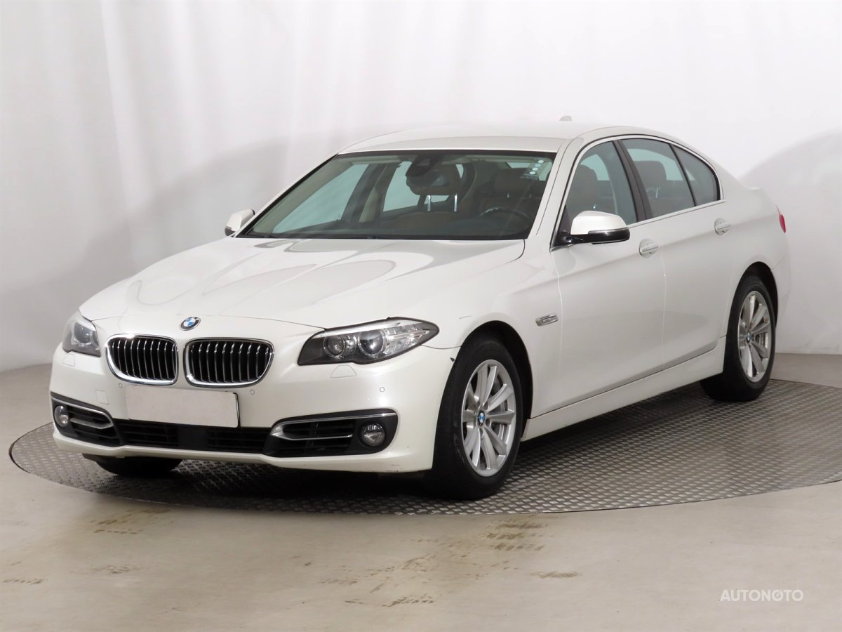 BMW Řada 5, 2016 - pohled č. 3