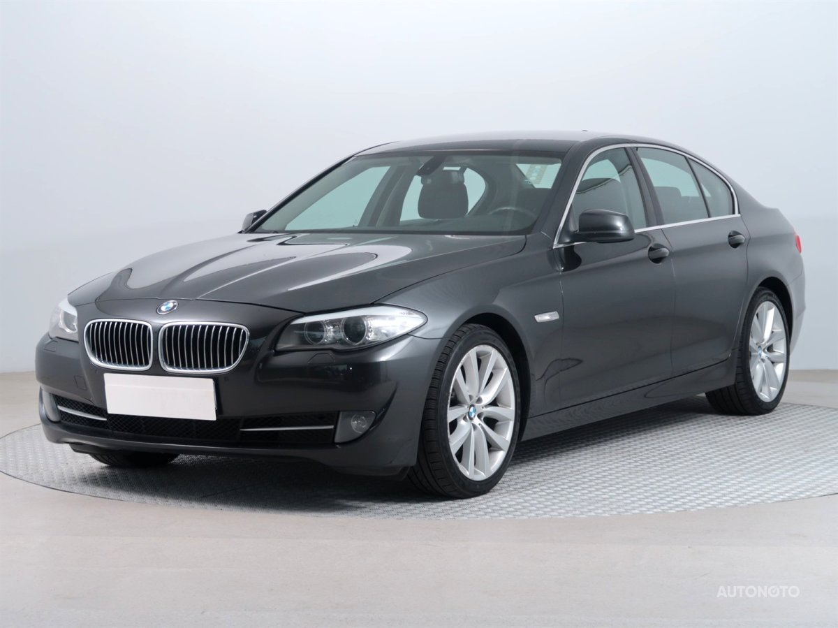 BMW Řada 5, 2010 - pohled č. 3