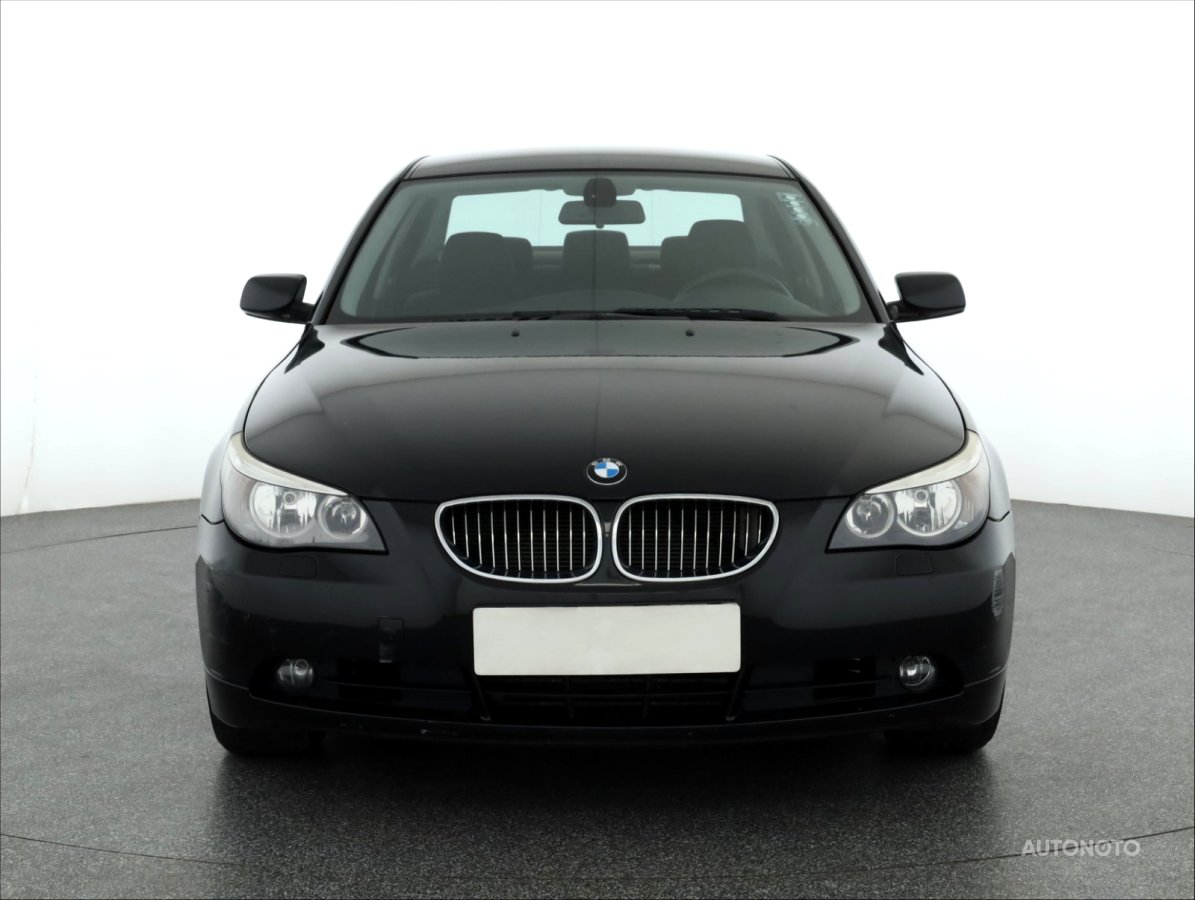 BMW Řada 5, 2006 - pohled č. 2