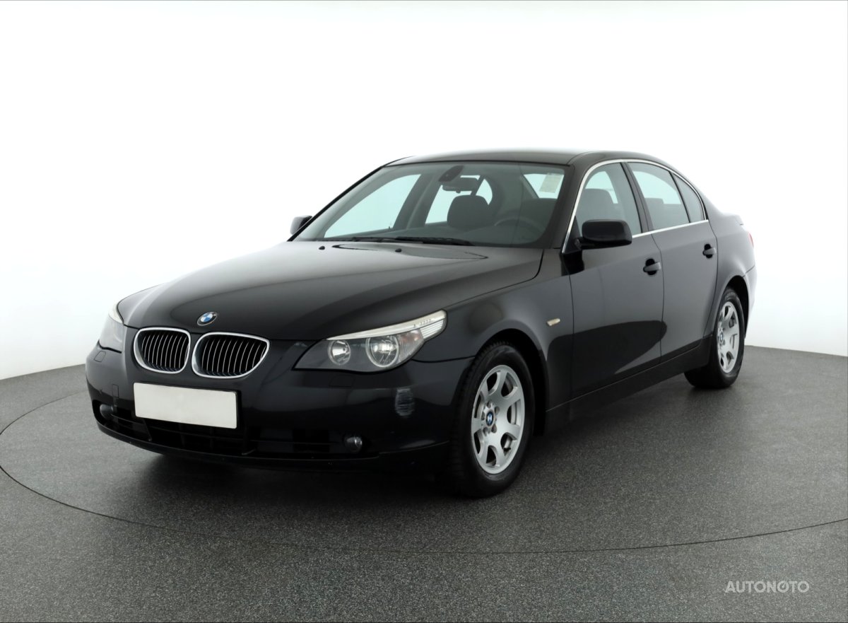 BMW Řada 5, 2006 - pohled č. 3