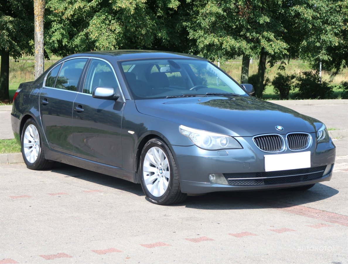 BMW Řada 5, 2007 - celkový pohled