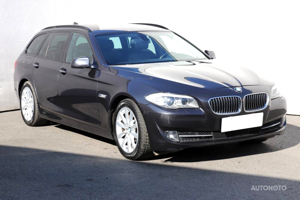 BMW Řada 5, 2012 - celkový pohled