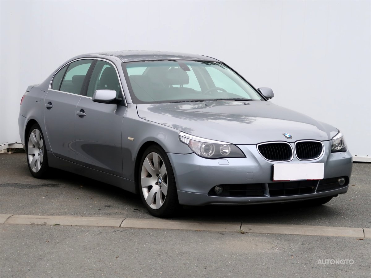 BMW Řada 5, 2004 - celkový pohled