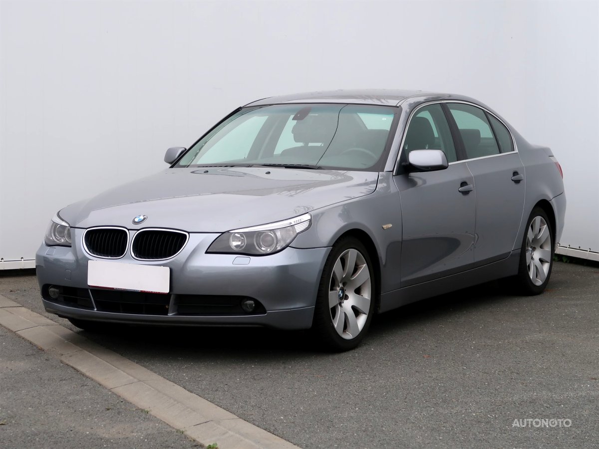 BMW Řada 5, 2004 - pohled č. 3