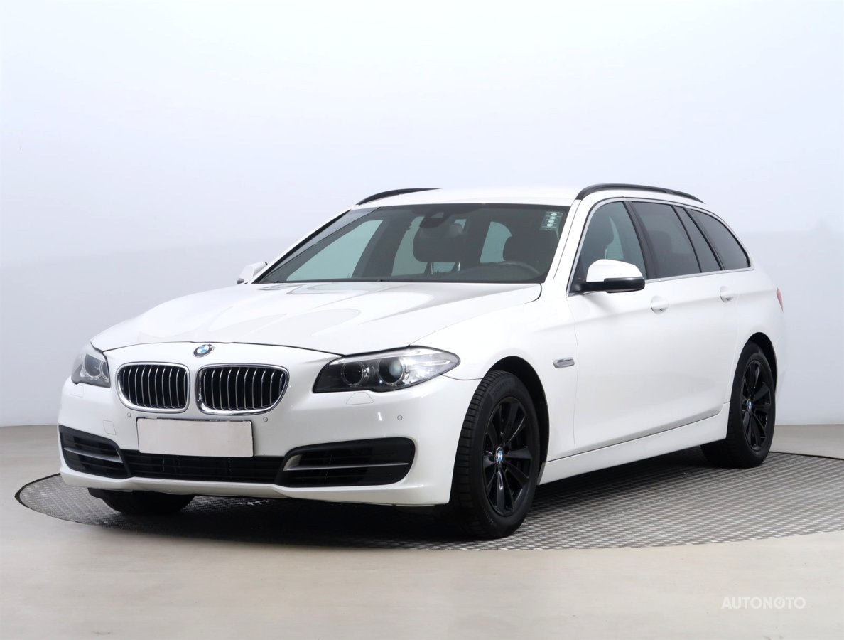 BMW Řada 5, 2013 - pohled č. 3