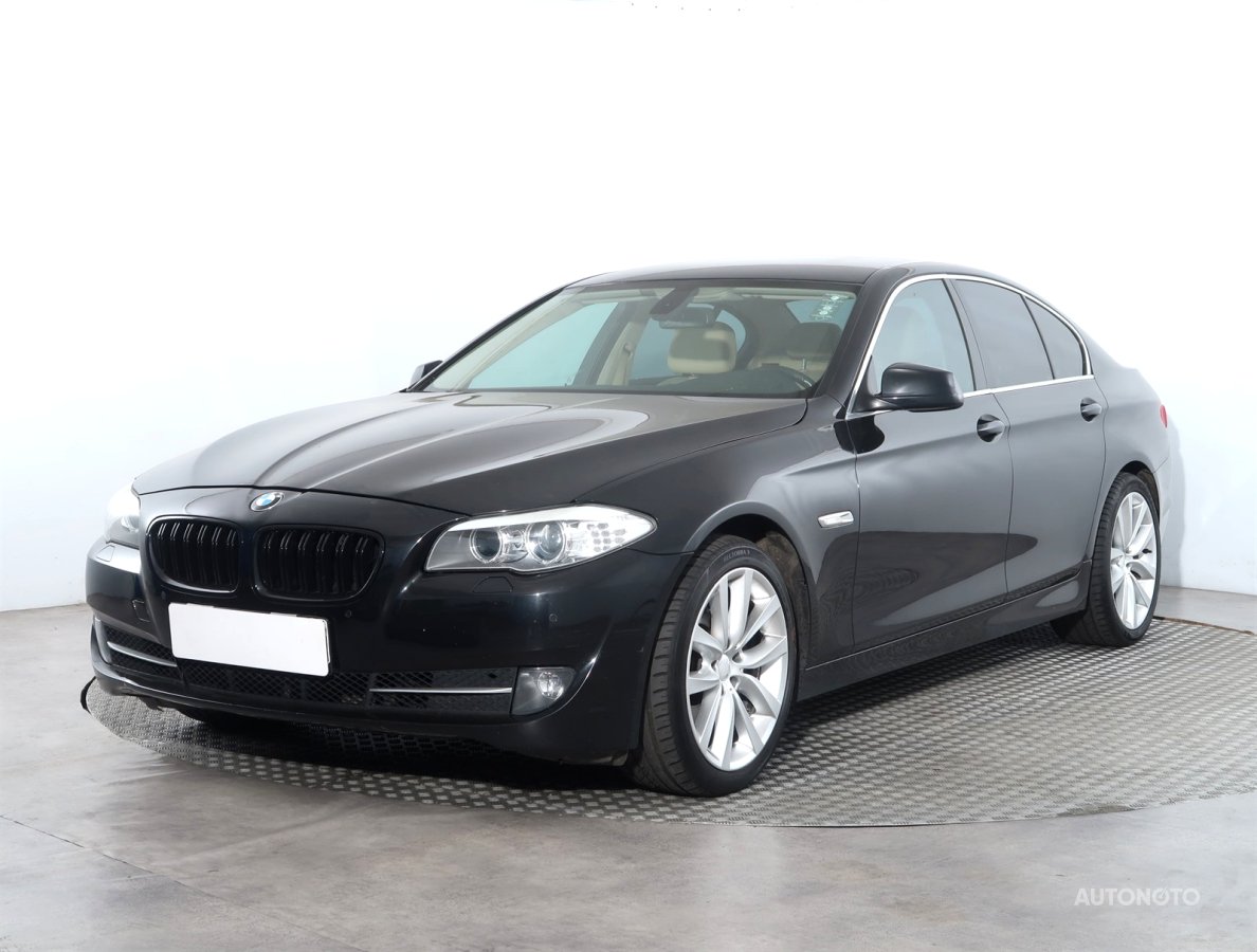 BMW Řada 5, 2011 - pohled č. 3