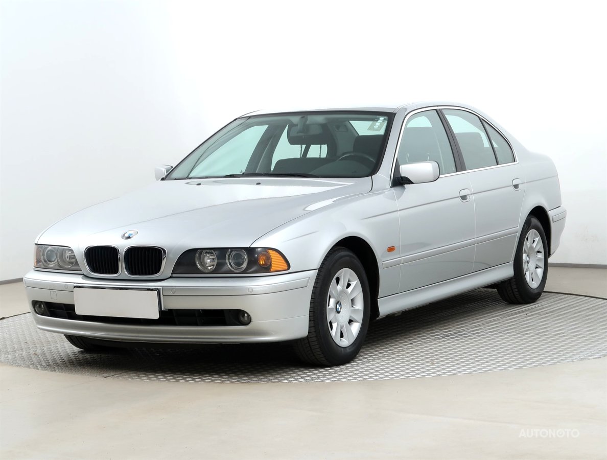 BMW Řada 5, 2001 - pohled č. 3