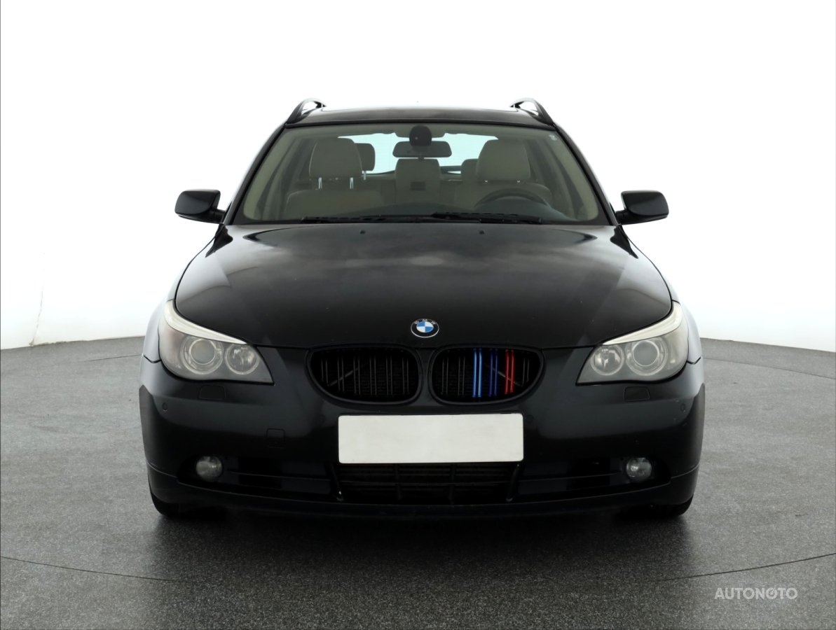 BMW Řada 5, 2005 - pohled č. 2